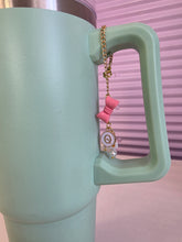 Load image into Gallery viewer, Letter "Q" Tumbler Charm

