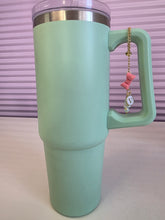 Load image into Gallery viewer, Letter "V" Tumbler Charm
